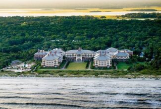 Discover the Ultimate Family Beach Vacation Destination in the US: Gulf Shores, Alabama