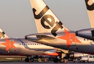 Jetstar Unveils New Staff Uniforms and Welcomes First Airbus A320neo