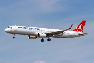 Turkish Airlines A321neo Diverts and Declares Emergency Due to Low Fuel