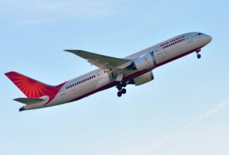 Air India Boeing 787 Crash Probe Yields Few Early Clues