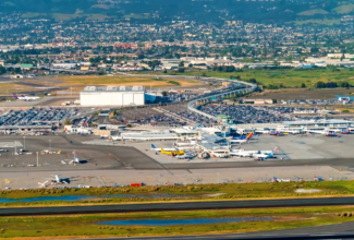 Oakland Airport's Name Change to San Francisco Bay Oakland Sparks Confusion and Legal Action