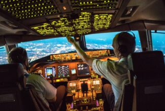 Senator Urges FAA to End ADS-B Exemptions in Class B Airspace